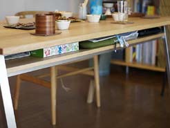 Norito Table ノリト・テーブル ダイニングテーブル 棚付き 収納例