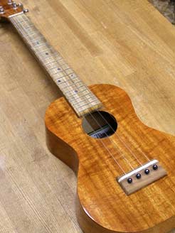 ウクレレ ハワイメイド