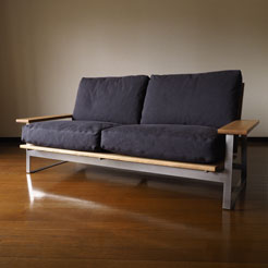 Minato Sofa ミナトソファー 無垢材 倉敷帆布 ステンレス 羽毛クッション